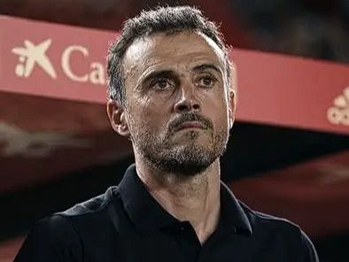 恩里克盛赞巴黎主场氛围，展望次回合全力争胜